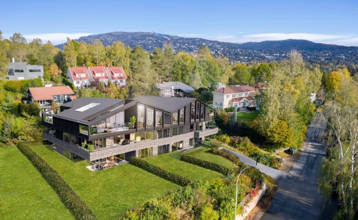 Strømmen AS Schüco aluminium, vinduer, dører og foldedører, Schüco aluminium windows, doors and bi-folding doors