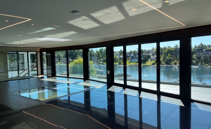 Strømmen Group, windows, doors and curtain walls_vinduer, dører og glassfasade i aluminium