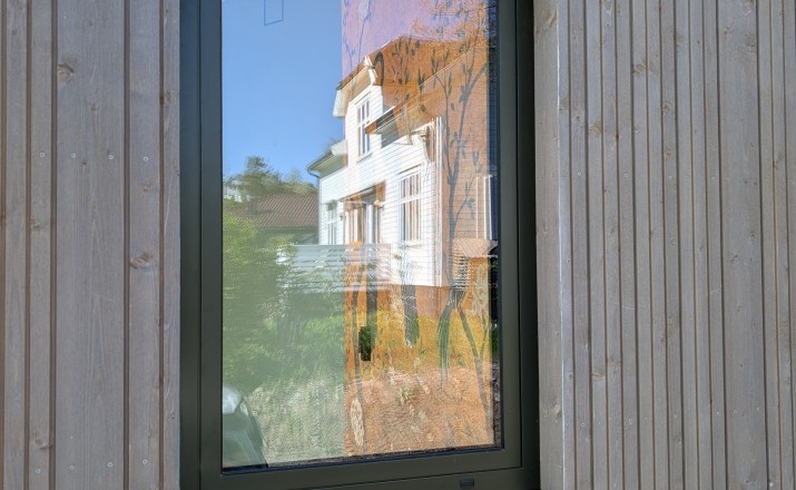 Strømmen tilt-turn window in full aluminium