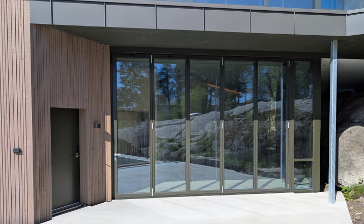 Strømmen folding door, Schüco aluminium Schüco AS 90 FD.HI
