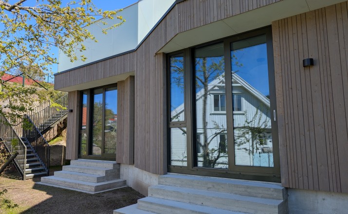 Strømmen aluminium folding door, Schüco aluminium Schüco AS 90 FD.HI