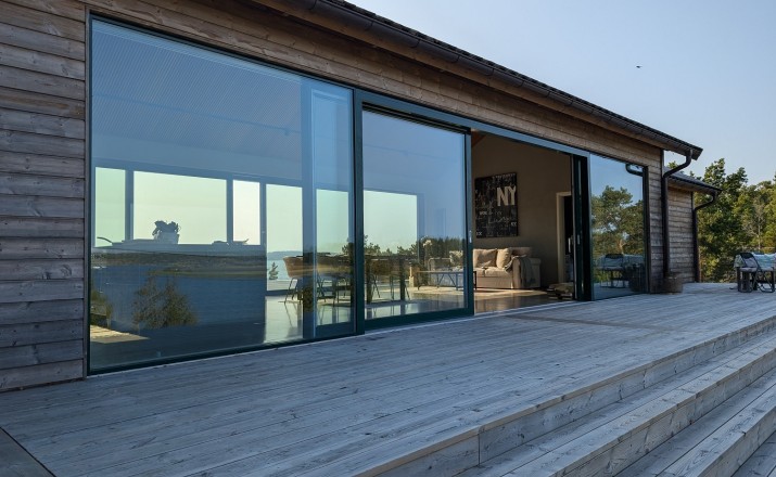 Strømmen sliding door, heve-skyvedør