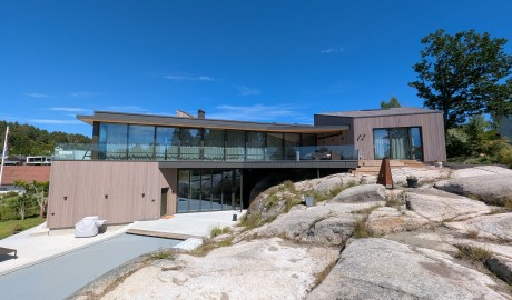 Foldedører og skyvedører, vinduer, glassfasader, inngangsdører Schüco